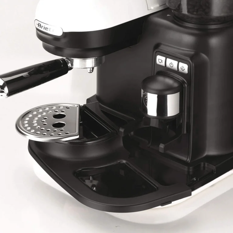 Кофеварка Ariete 1318 BKWH